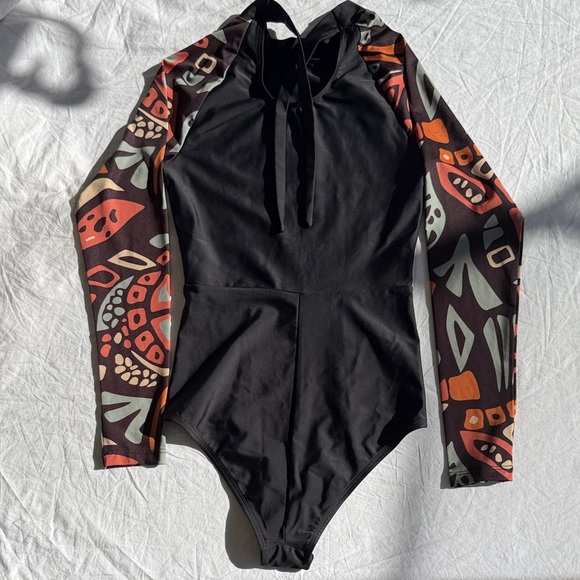 Seea Long Sleeve One-Piece Swimsuit in Black with Multicolor Print Sleeves - Picture 3 of 8
